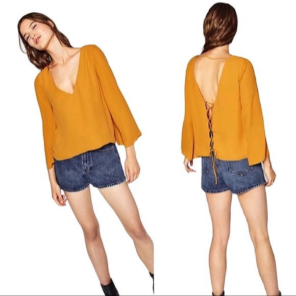 ZARA | Bell Sleeve Flowy Blouse Top - Picture 2 of 5